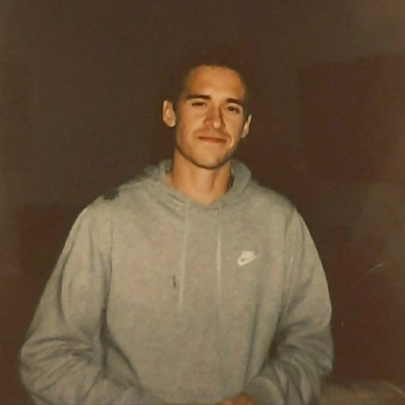 Meet your Posher, Brae - Picture 1 of 1